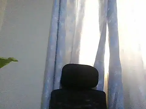 Snapshot of Horny_Hellen chatting on June 4, 2:23 pm Horny Hellen online show from June 4, 2:23 pm