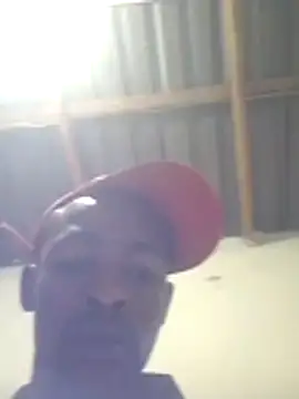 Snapshot of keletso986 chatting on June 7, 1:10 am keletso986 online show from June 7, 1:10 am