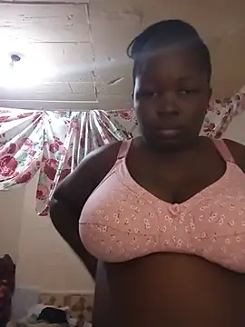 Snapshot of bigboobsz1 chatting on July 7, 4:26 am bigboobsz1 online show from July 7, 4:26 am