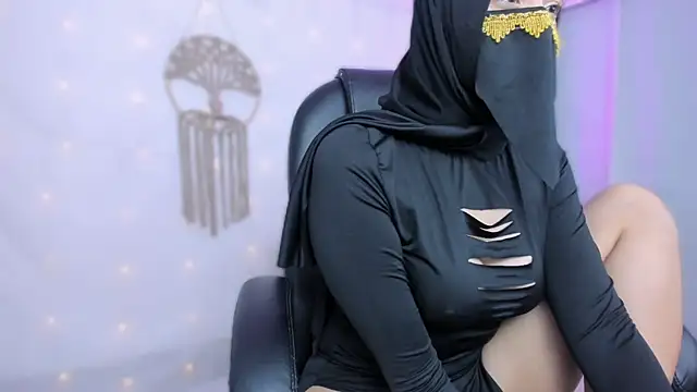 Snapshot of zahir_noor chatting on May 31, 10:22 am zahir noor online show from May 31, 10:22 am