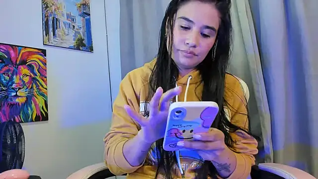 Snapshot of NattGray chatting on June 15, 12:02 am NattGray online show from June 15, 12:02 am