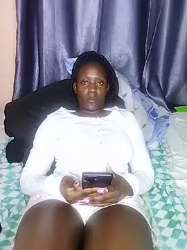 Snapshot of nubian23 chatting on June 19, 2:10 pm nubian23 online show from June 19, 2:10 pm