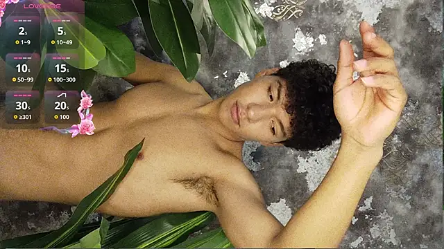 Snapshot of Maximiliano_Young chatting on June 29, 12:27 pm Maximiliano Young online show from June 29, 12:27 pm