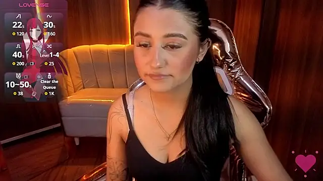 Snapshot of Catalella_Little_B chatting on July 4, 7:53 pm Catalella Little B online show from July 4, 7:53 pm