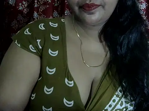 Snapshot of PRIYANKA_023 chatting on July 7, 4:44 pm PRIYANKA 023 online show from July 7, 4:44 pm