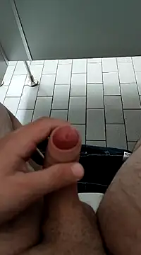 Snapshot of xFlorian21x chatting on September 23, 9:56 am xFlorian21x online show from September 23, 9:56 am