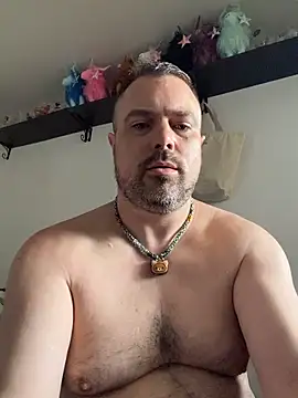 paddedcub82 online show from July 13, 3:37 pm
