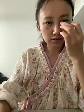Snapshot of Xiao_Mao_meow chatting on June 23, 12:58 pm Xiao Mao meow online show from June 23, 12:58 pm
