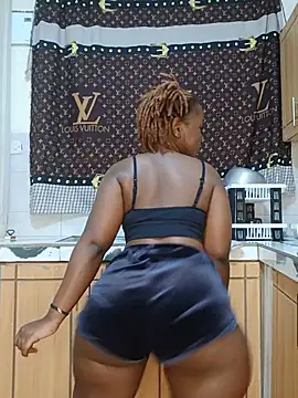 Snapshot of Ssexyie_juls chatting on July 5, 2:07 am Ssexyie juls online show from July 5, 2:07 am