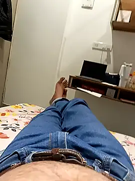 indiboy009 online show from December 4, 6:38 pm