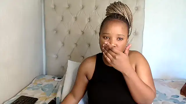 Snapshot of Lihle_00 chatting on July 21, 10:39 am Lihle 00 online show from July 21, 10:39 am