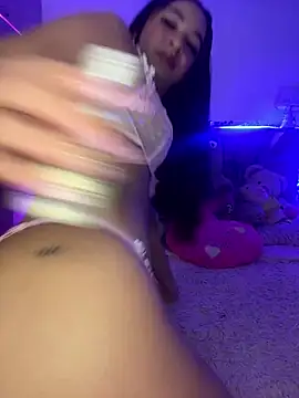 analicia-22 online show from June 5, 2:51 am