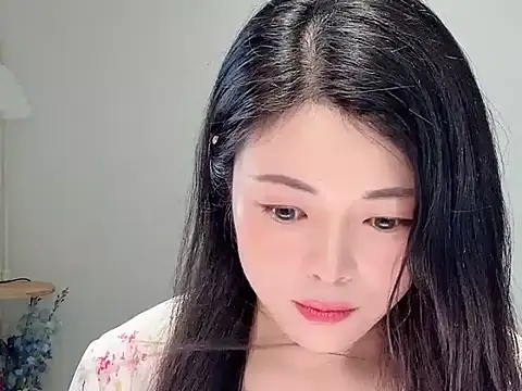 Snapshot of Aria_520 chatting on June 2, 8:49 am Aria 520 online show from June 2, 8:49 am