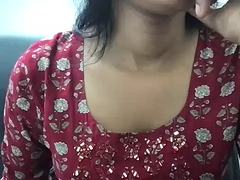 Snapshot of White_Sparrow1 chatting on June 18, 6:46 am White Sparrow1 online show from June 18, 6:46 am