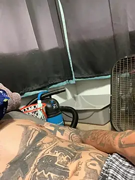 Snapshot of thatmexicanlongdick562 chatting on July 9, 7:12 am thatmexicanlongdick562 online show from July 9, 7:12 am
