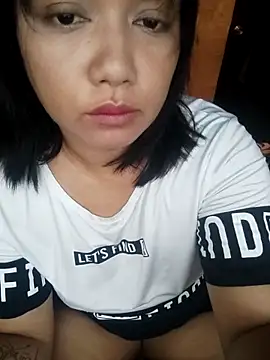 prettydora  online show from June 12, 1:48 am