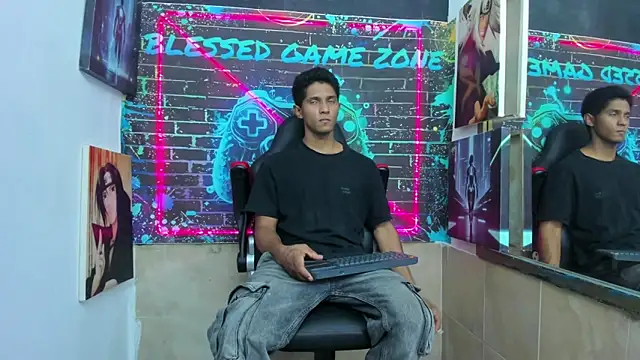 Yoel Blessed online show from July 1, 7:35 pm
