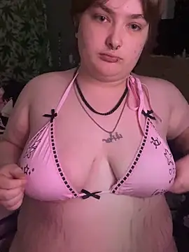 Snapshot of MollyStonez4200 chatting on June 3, 11:43 pm MollyStonez4200 online show from June 3, 11:43 pm