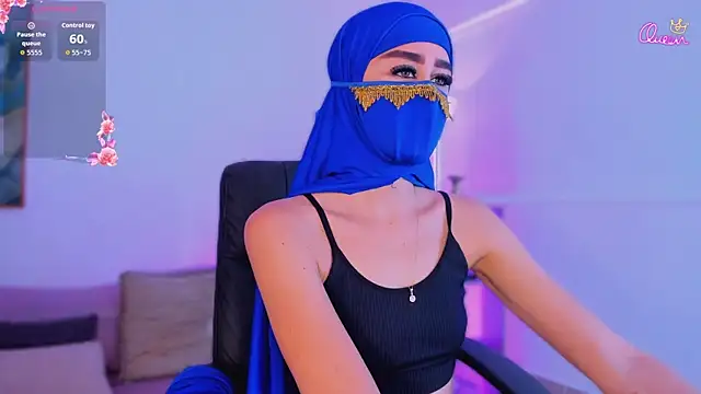 Snapshot of Alina_Malak chatting on July 11, 5:26 pm Alina Malak online show from July 11, 5:26 pm