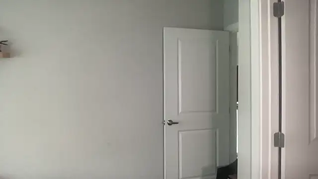 maddiliz online show from September 21, 3:57 pm