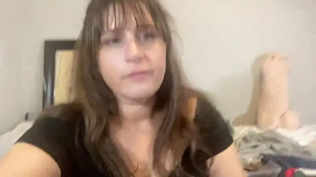 maddiliz online show from November 20, 12:44 am