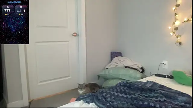 maddiliz online show from November 27, 2:02 am