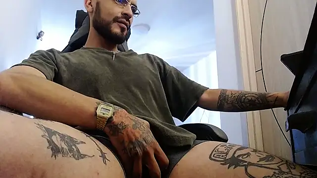 Snapshot of MalekXarxxx chatting on July 13, 7:05 pm MalekXarxxx online show from July 13, 7:05 pm
