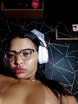 Silmara21 online show from June 5, 5:03 am