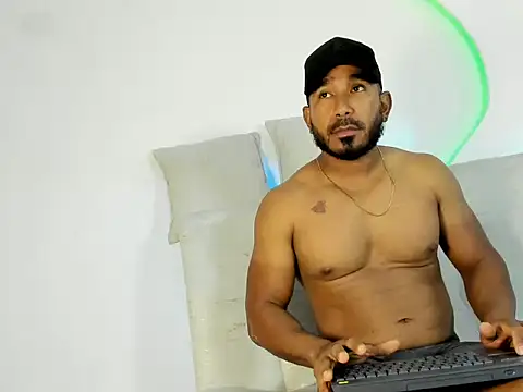LeoCarter  online show from June 4, 1:06 pm
