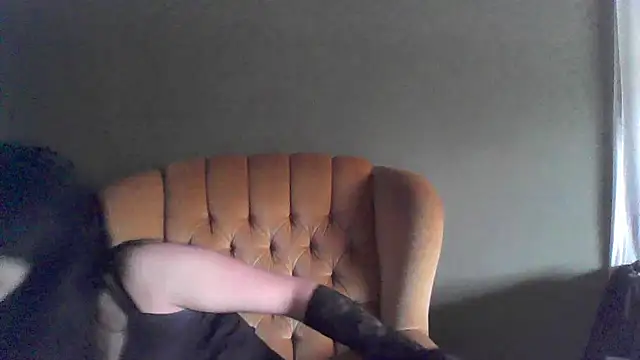 Snapshot of RileyTight chatting on July 20, 10:07 am RileyTight online show from July 20, 10:07 am