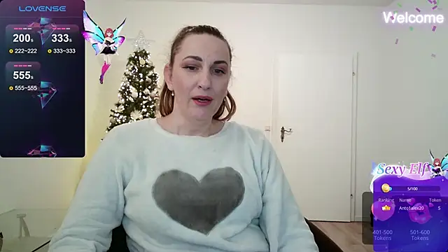 Snapshot of Yevgeshka-Milashka chatting on December 30, 8:04 pm Yevgeshka-Milashka online show from December 30, 8:04 pm