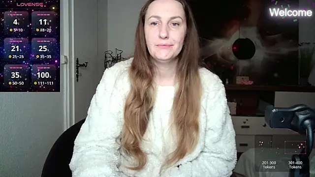 Snapshot of Yevgeshka-Milashka chatting on February 16, 4:09 am Yevgeshka-Milashka online show from February 16, 4:09 am