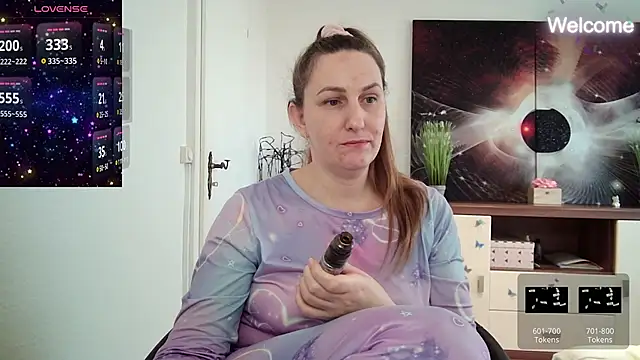 Snapshot of Yevgeshka-Milashka chatting on February 18, 3:10 pm Yevgeshka-Milashka online show from February 18, 3:10 pm