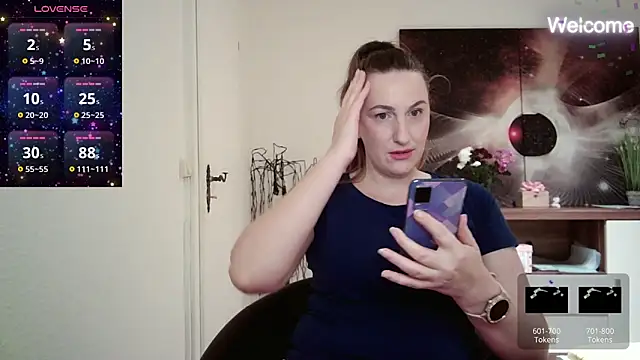 Snapshot of Yevgeshka-Milashka chatting on March 9, 5:49 pm Yevgeshka-Milashka online show from March 9, 5:49 pm