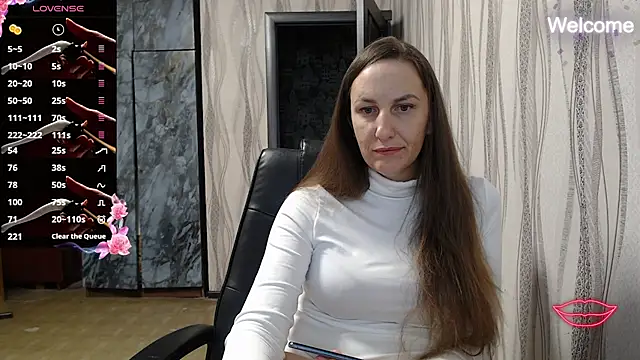 Snapshot of Yevgeshka-Milashka chatting on October 1, 5:57 am Yevgeshka-Milashka online show from October 1, 5:57 am