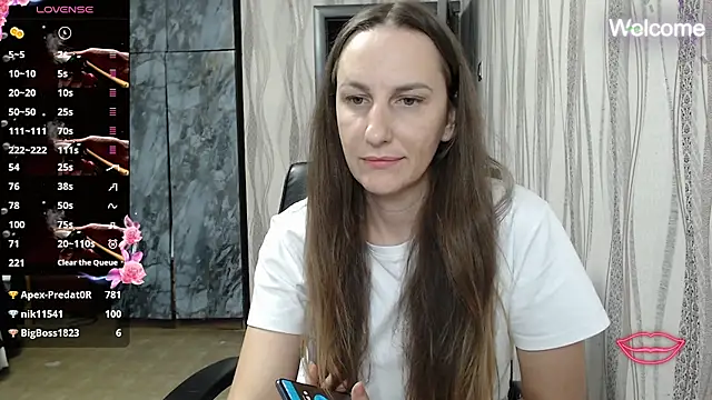Snapshot of Yevgeshka-Milashka chatting on October 9, 5:00 pm Yevgeshka-Milashka online show from October 9, 5:00 pm