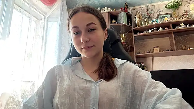 TaIliedGuest online show from June 5, 6:42 am