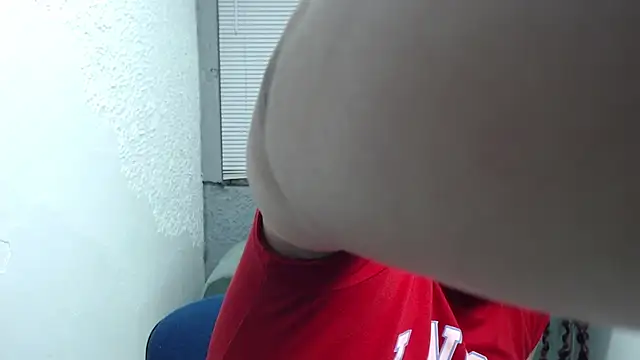leilasosexy online show from June 16, 1:36 pm