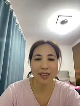 mama202688 online show from June 18, 4:00 pm