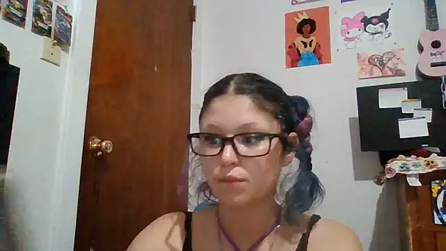 GEEKEDKITTYCAT online show from June 2, 8:11 pm