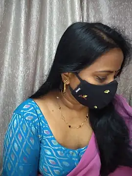 Snapshot of Nithya_ chatting on June 21, 5:54 am Nithya online show from June 21, 5:54 am