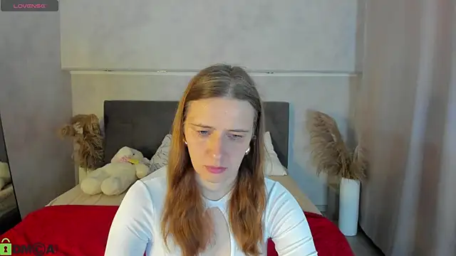 Snapshot of Kathrine-Meyer chatting on July 18, 12:48 am Kathrine-Meyer online show from July 18, 12:48 am