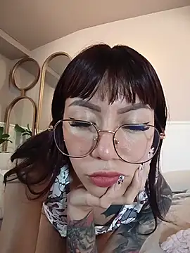 youbabydemon online show from June 25, 4:01 am