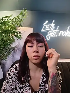 youbabydemon online show from August 7, 1:40 am