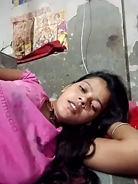 Snapshot of Hot_bhabi0123 chatting on July 21, 4:09 pm Hot bhabi0123 online show from July 21, 4:09 pm
