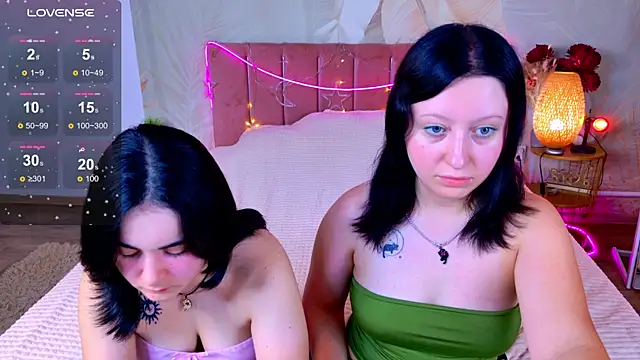 Snapshot of RuthHalll chatting on July 8, 10:09 am RuthHalll online show from July 8, 10:09 am