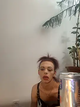 translady19 online show from June 19, 12:48 am