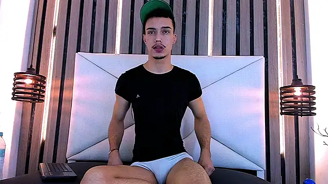 Angel Klaus online show from August 2, 7:51 am