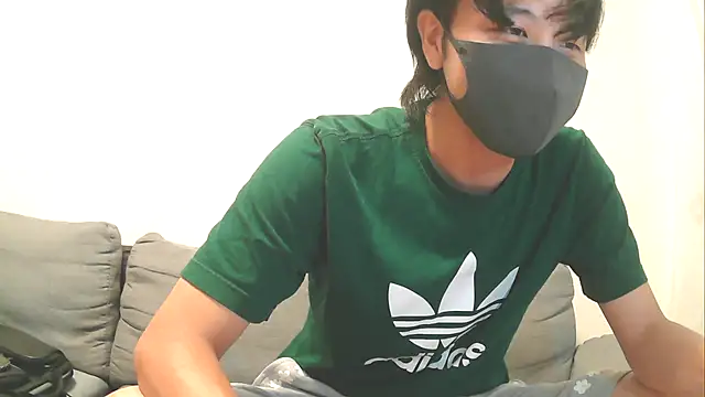 Snapshot of Natsu_x_ chatting on August 2, 4:05 pm Natsu x online show from August 2, 4:05 pm
