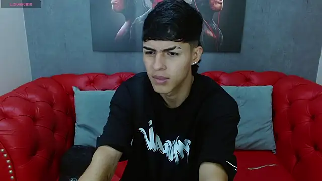 Axel Mendozaa online show from June 8, 4:29 pm